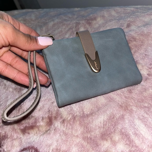 Cute Wristlet Wallet with Zipper - Picture 1 of 3